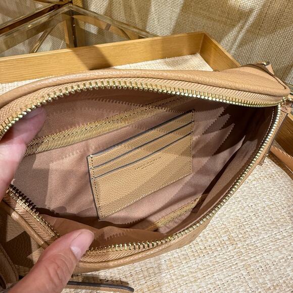 Tory Burch Thea Belt Bag 165917 Pebbled Leather - Picture 4 of 12